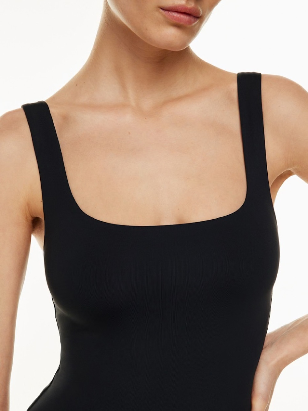Aritzia Babaton Contour Squareneck Bodysuit